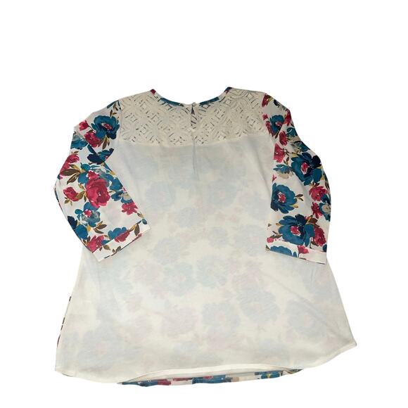 Van Heusen 3/4 Sleeve Lace flowered long-sleeved top blouse Size Medium Boho - Picture 2 of 4